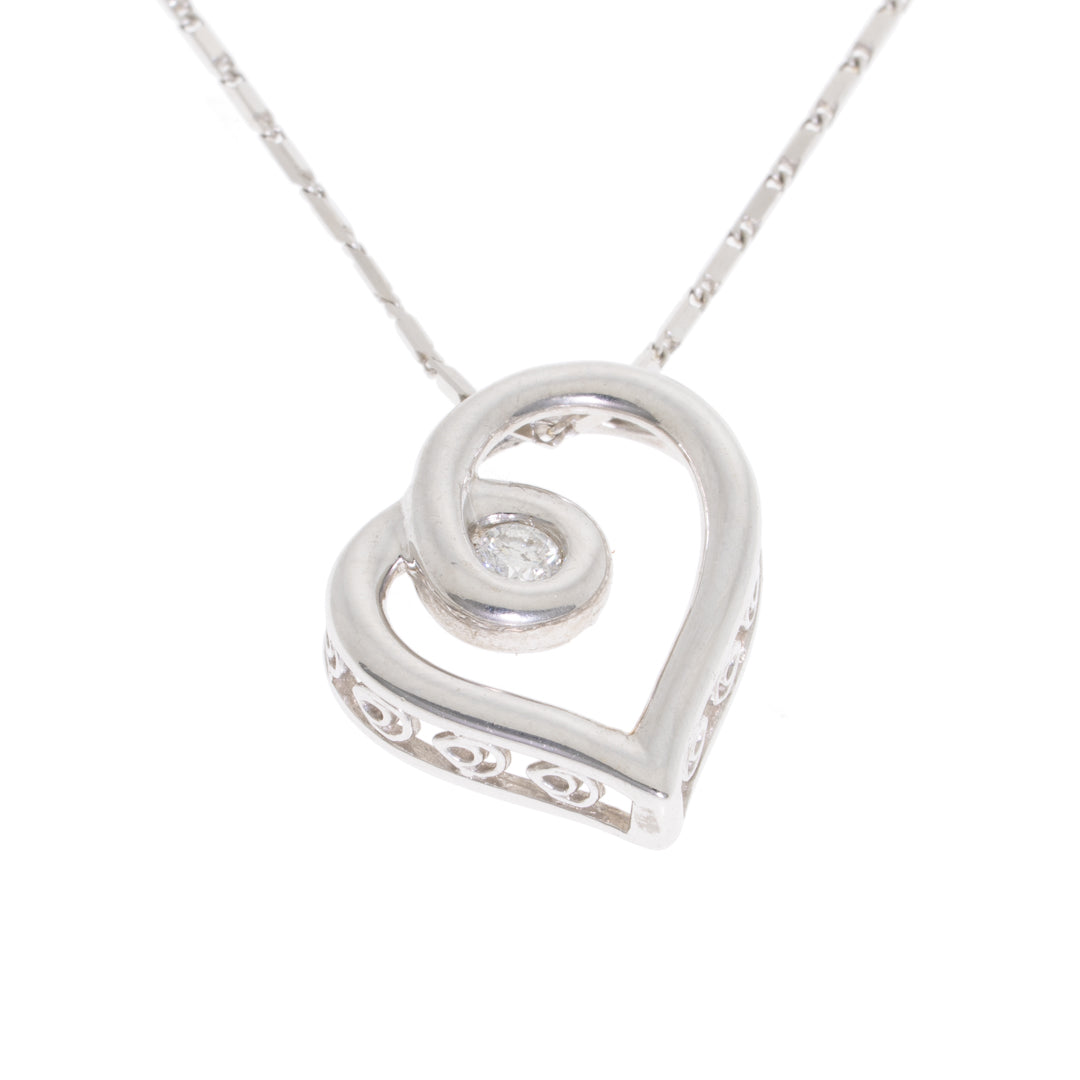 Pre-Owned 18ct White Gold Diamond Set Heart Pendant and Chain