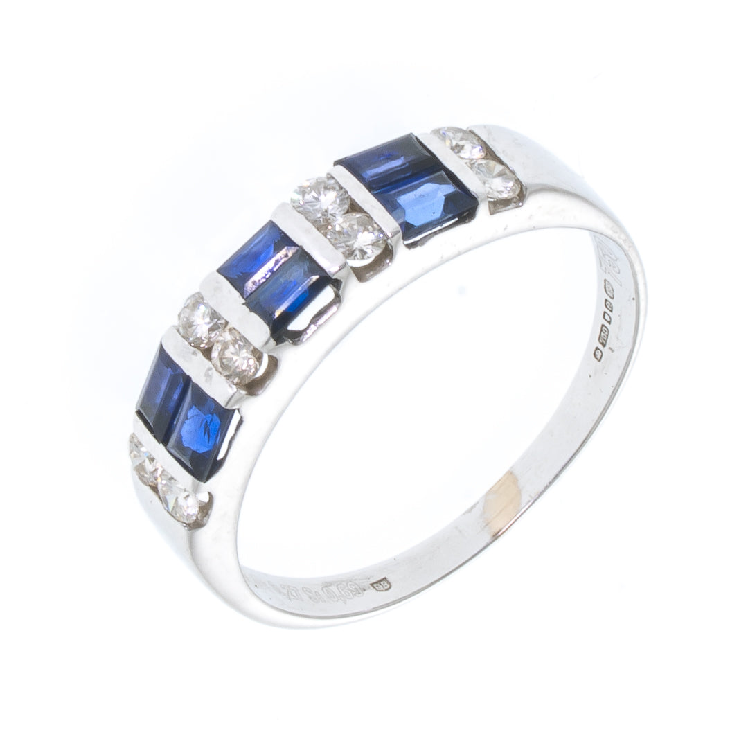 Pre Owned 18ct White Gold Diamond & Sapphire Ring