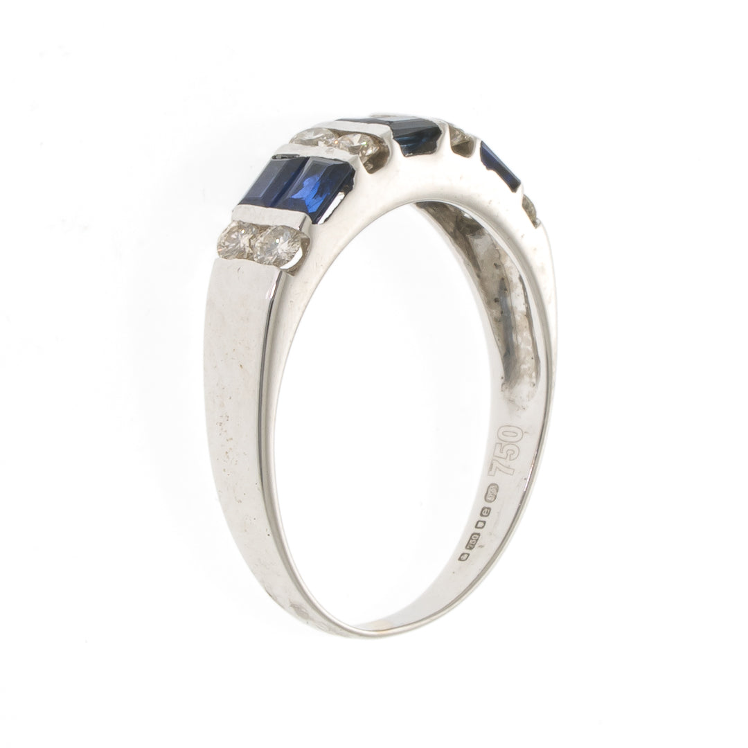 Pre Owned 18ct White Gold Diamond & Sapphire Ring