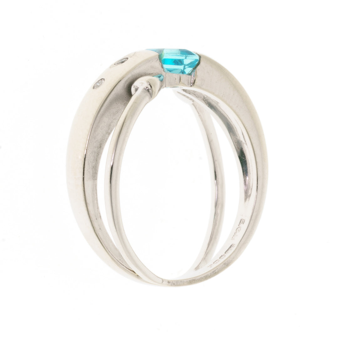 Pre Owned 14ct White Gold Aquamarine and Diamond Ring