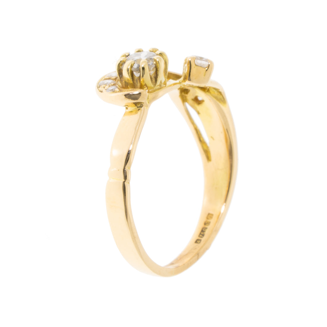 Pre-Owned 18ct Gold Diamond Fancy Swirl Ring