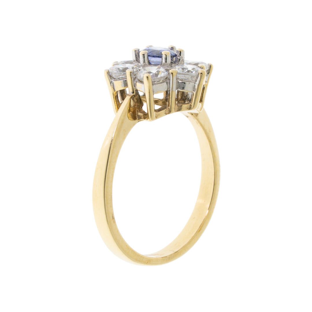 Pre Owned 9ct Gold Cluster Ring