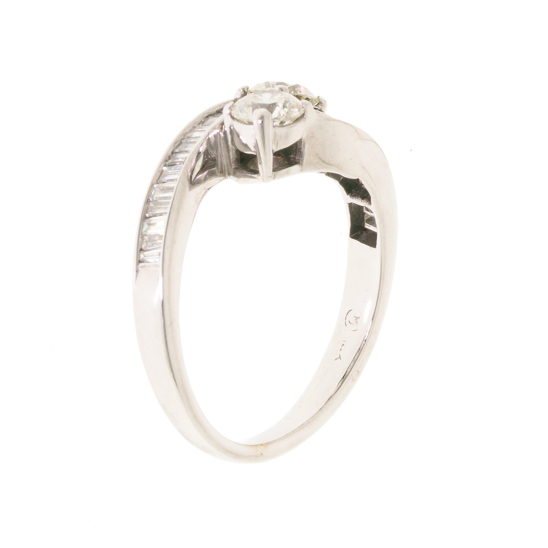 Pre Owned 14ct Diamond Set Cross Over Ring