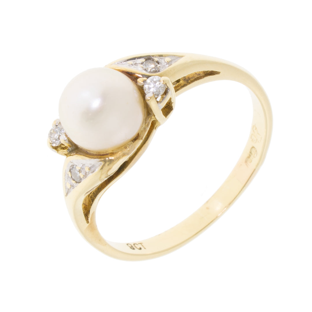Pre Owned 9ct Pearl and Diamond Ring