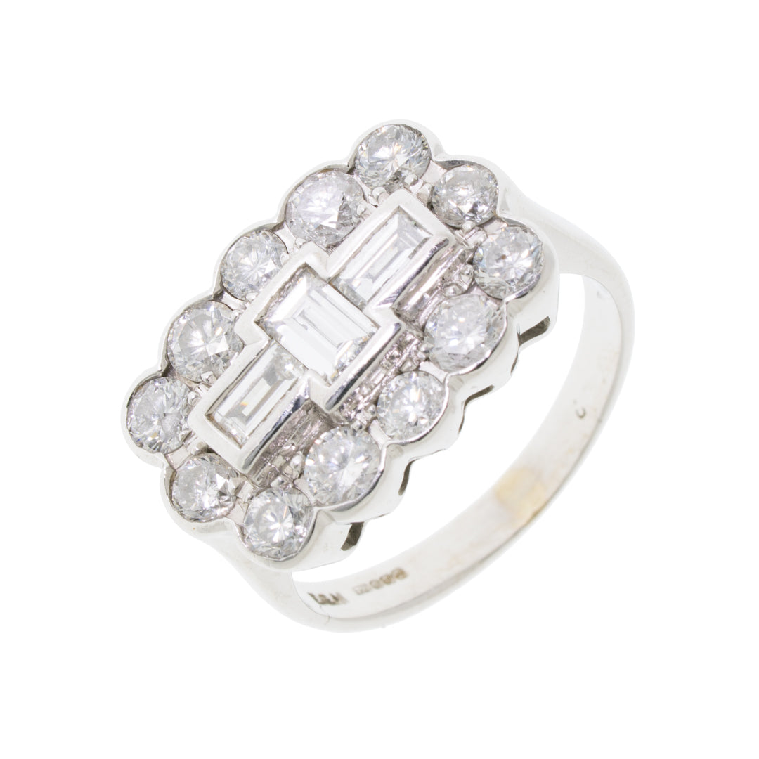 Pre Owned 18ct Gold Cluster Diamond Ring