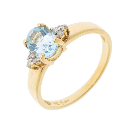 Pre Owned 9ct Gold Topaz & Diamond Ring