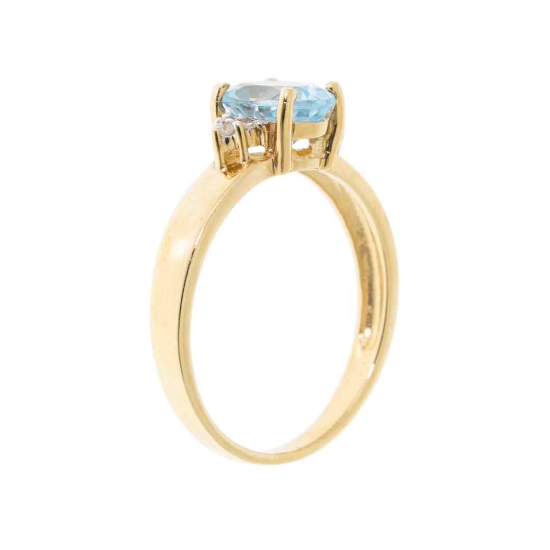 Pre Owned 9ct Gold Topaz & Diamond Ring