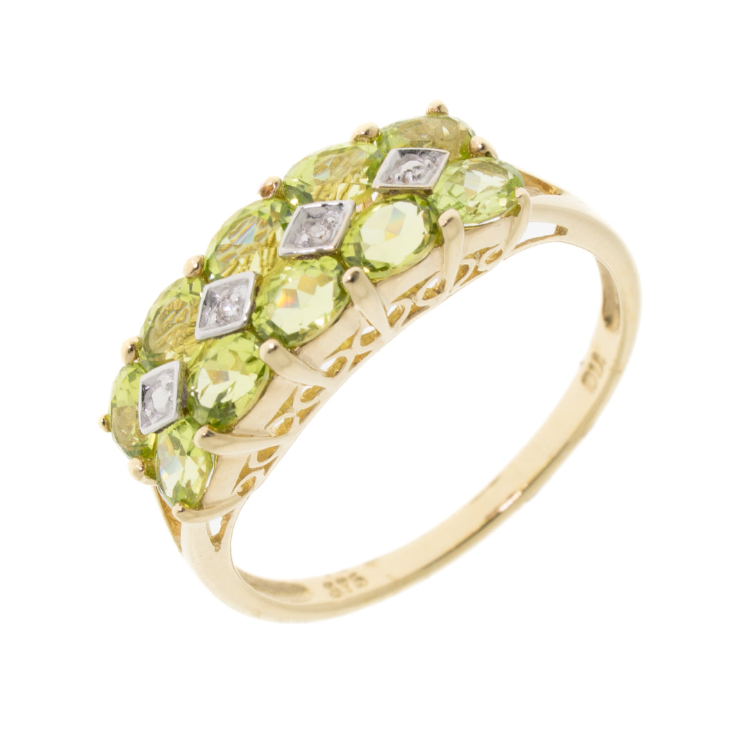 Pre Owned  9ct Gold Peridot & Diamond Ring