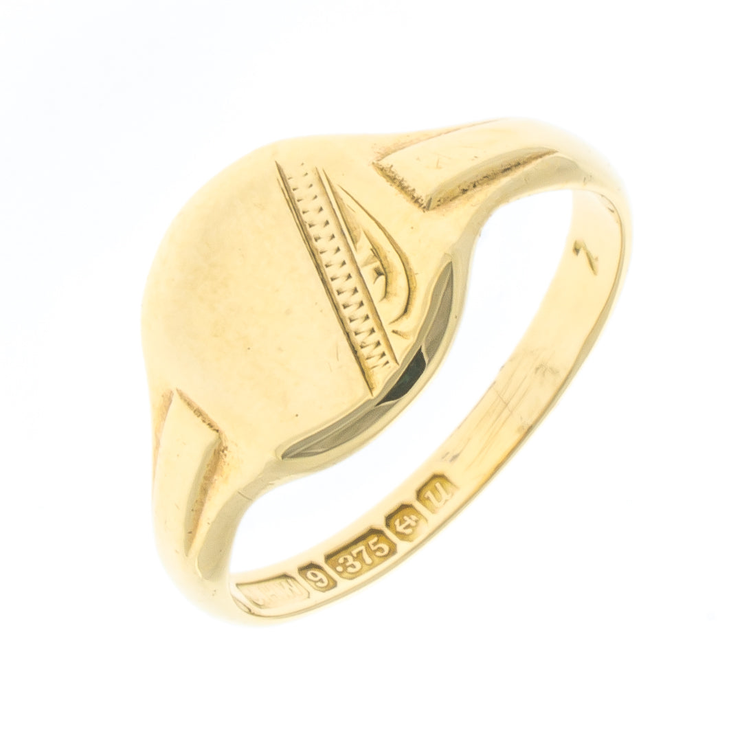 Pre Owned 9ct Gold Signet Ring