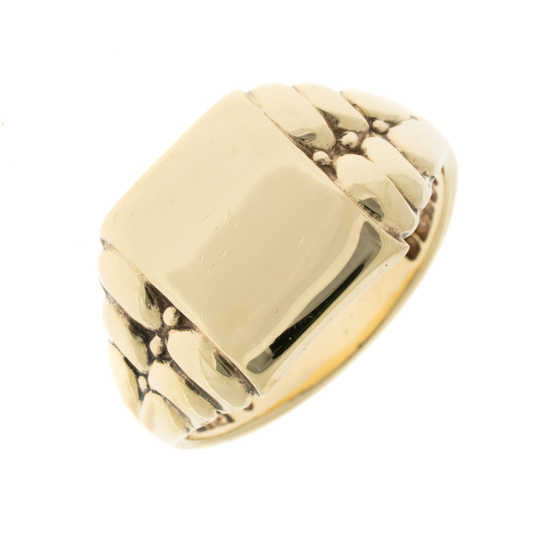 Pre Owned 9ct Gold Signet Ring
