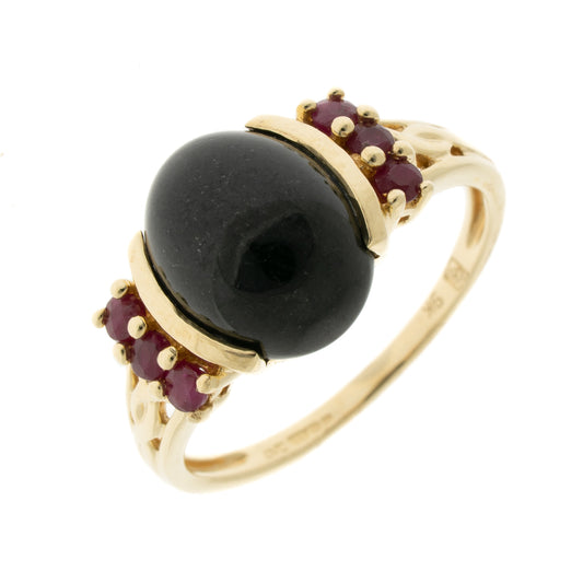 Pre Owned 9ct Gold Black Onyx Cabochon Cut & 6 x Garnet Ring