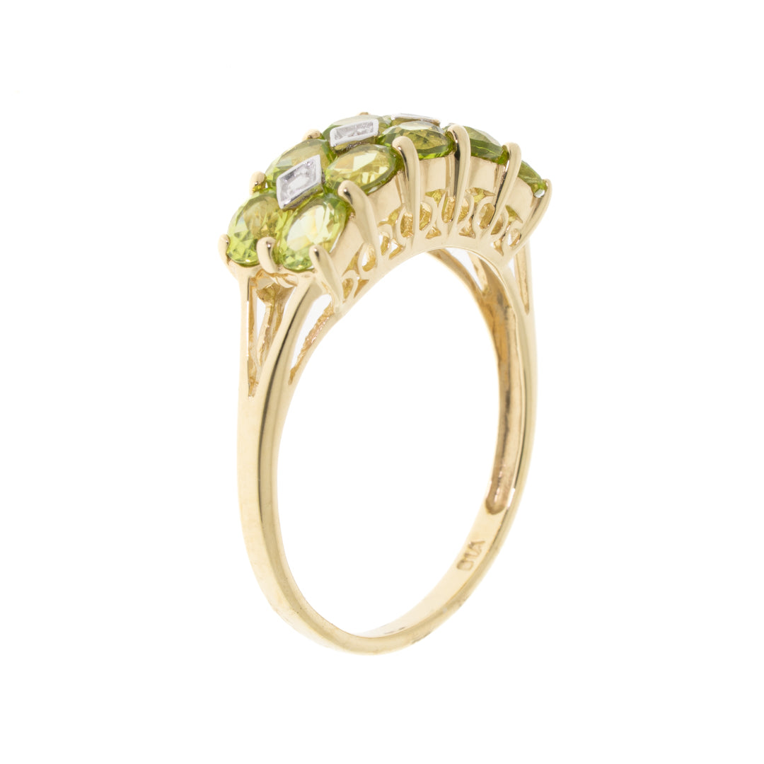 Pre Owned  9ct Gold Peridot & Diamond Ring